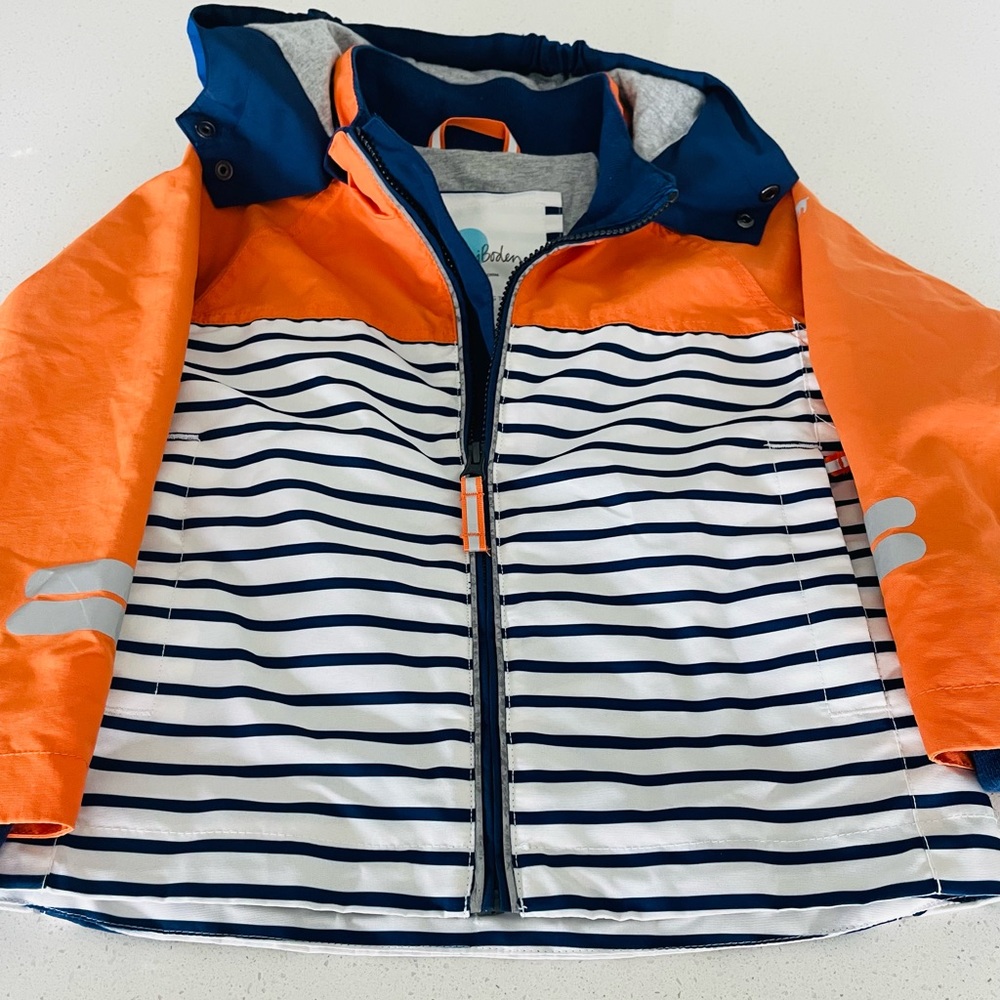 Mini Boden Rain Coat Jacket size 4-5 Like new